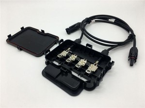 সৌর অ্যারে জংশন বাক্স