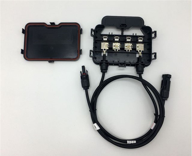 সৌর প্যানেল জংশন বাক্স