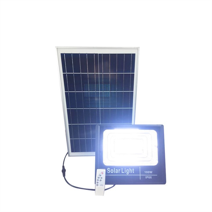 ওয়্যারলেস রিমোট সহ সৌর বন্যার আলো