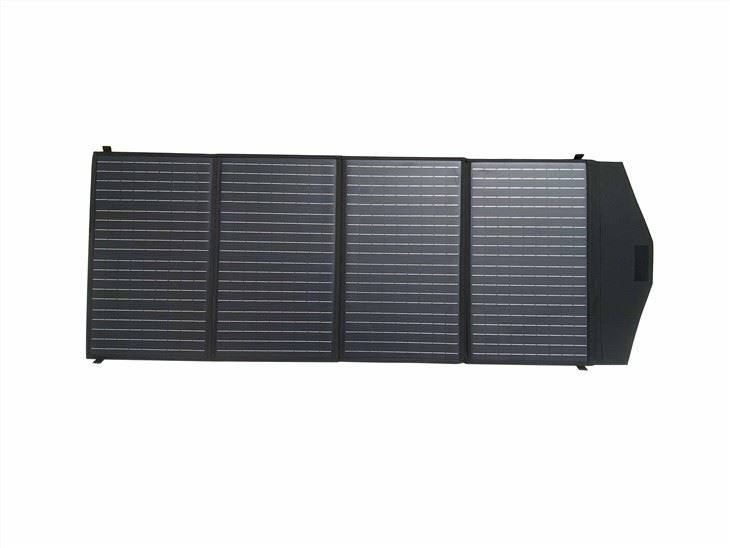 ক্যাম্পিংয়ের জন্য সৌর প্যানেলগুলি ভাঁজ করুন