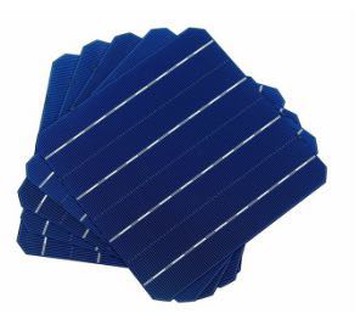 মনোক্রিস্টালাইন সিলিকন সোলার প্যানেলের বৈশিষ্ট্যগুলি কী কী?